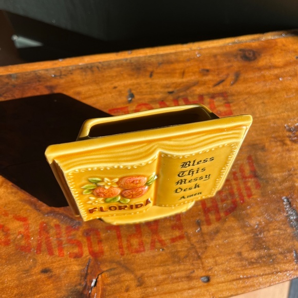 Vintage 70s Bless This Messy Desk Pen Caddy - Picture 2 of 6